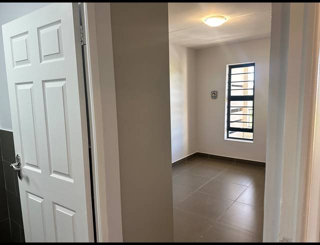 2 BEDROOM APARTMENT FOR SALE IN PARKLANDS NORTH